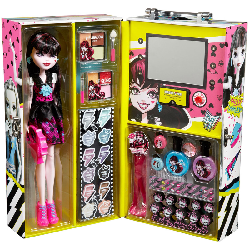 Draculaura