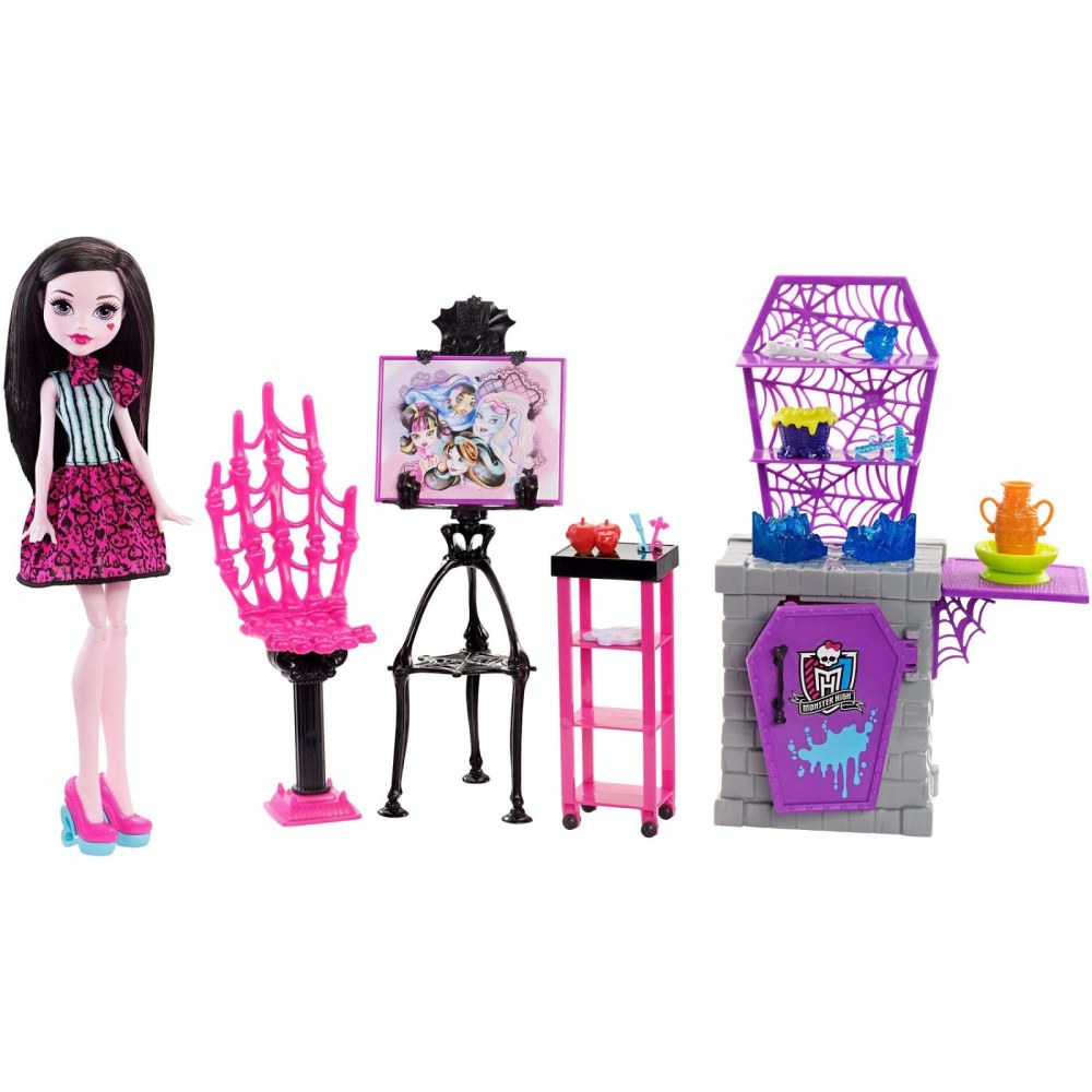 Draculaura