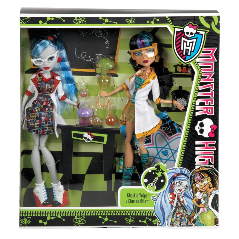 Ghoulia Yelps
